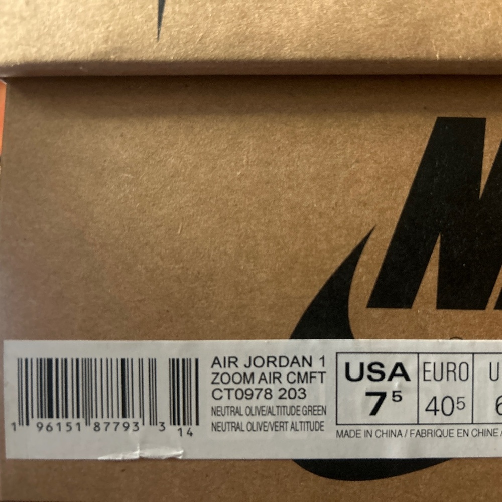 Wmns Nike 7.5 Air Jordan 1 Zoom Air